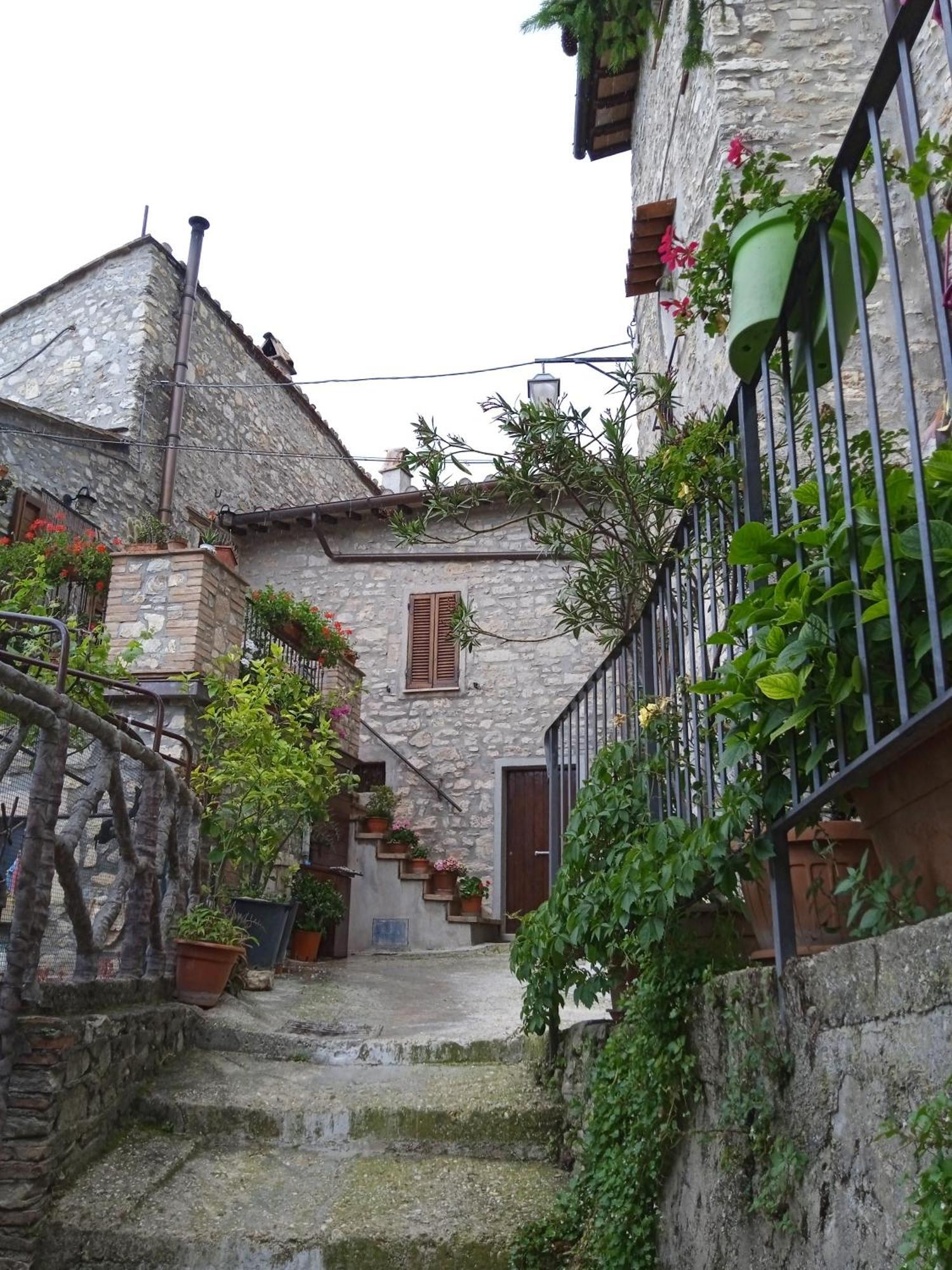 Casa Belvedere A Valle San Martino Di Spoleto Exterior foto